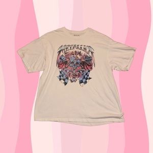 sick metallica graphic t shirt!